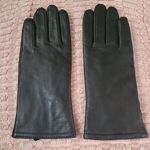 Elegant Soft Black Leather Gloves Womes Size L